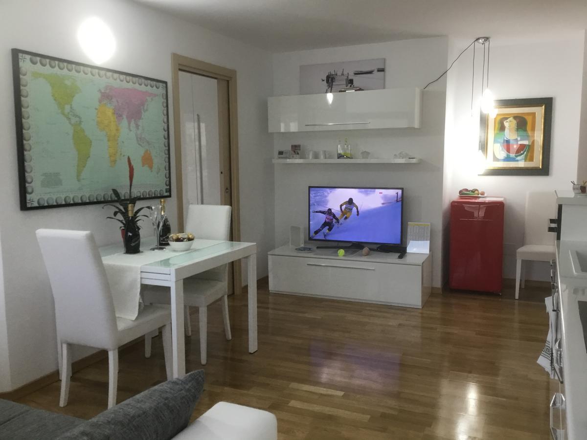 White Dream Suites Яш Екстериор снимка
