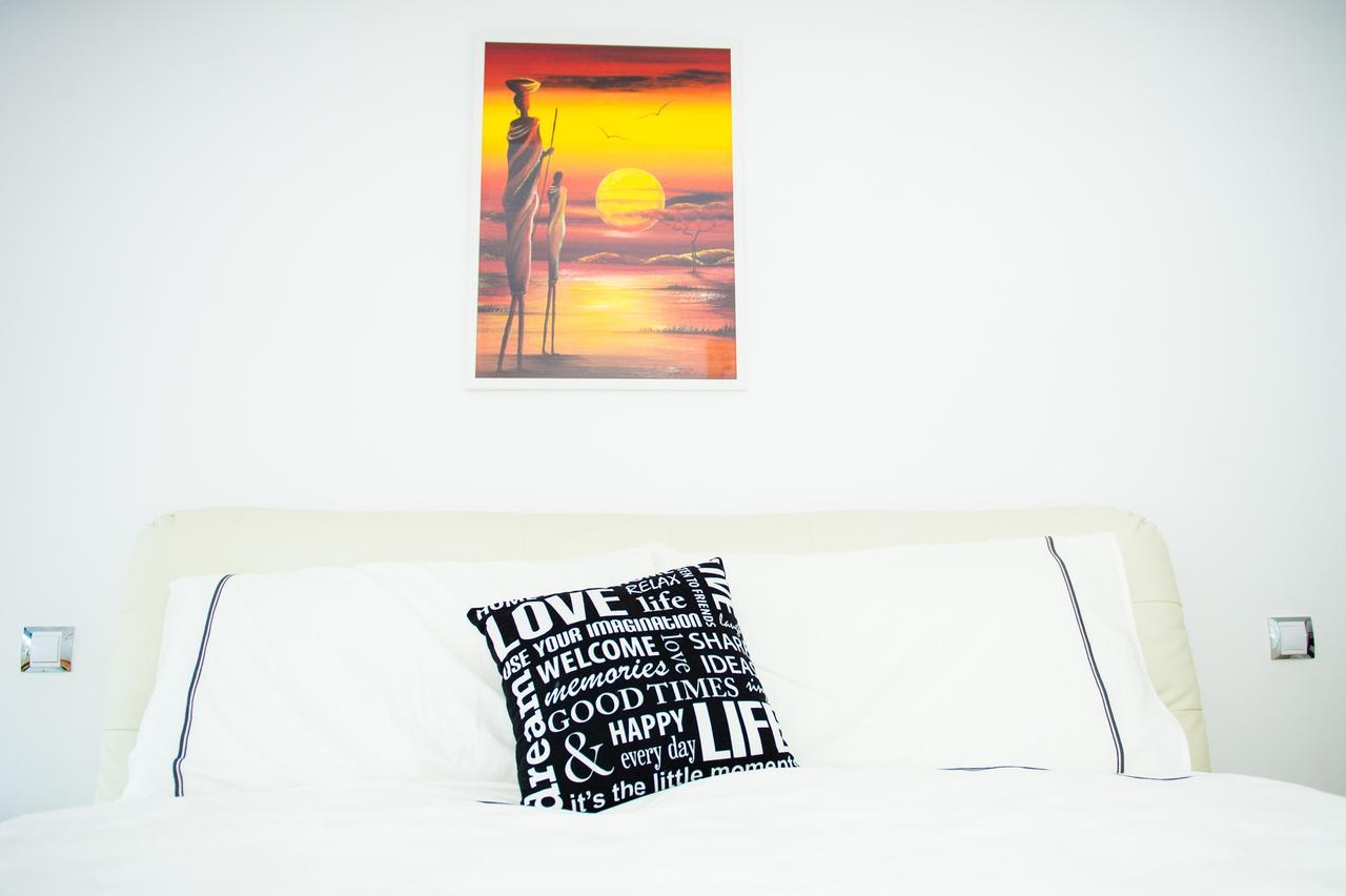 White Dream Suites Яш Екстериор снимка