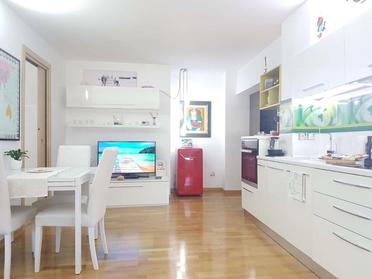 White Dream Suites Яш Екстериор снимка